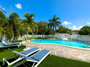 2q Beds Studio Apt With Shared Pool 05